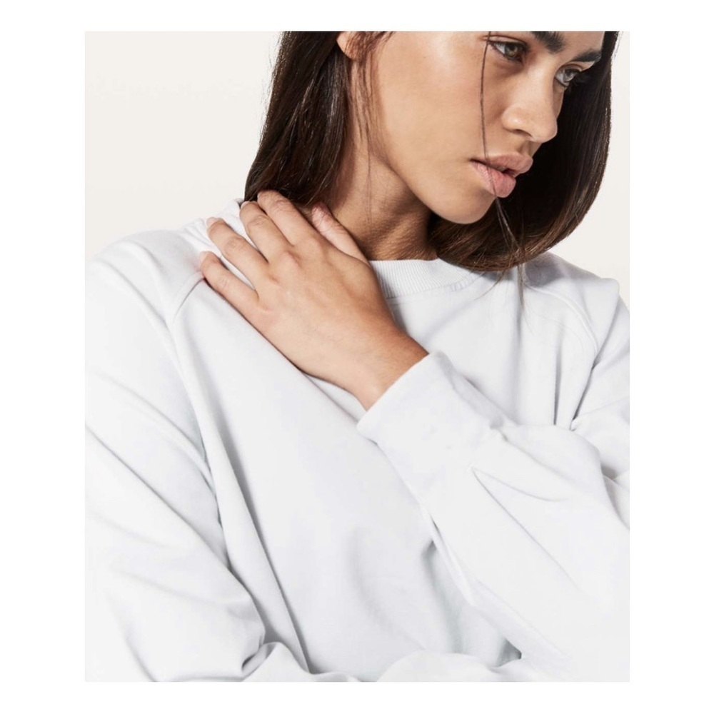 Lululemon Its A Wash Long Sleeve in Vapor - Picture 2 of 11